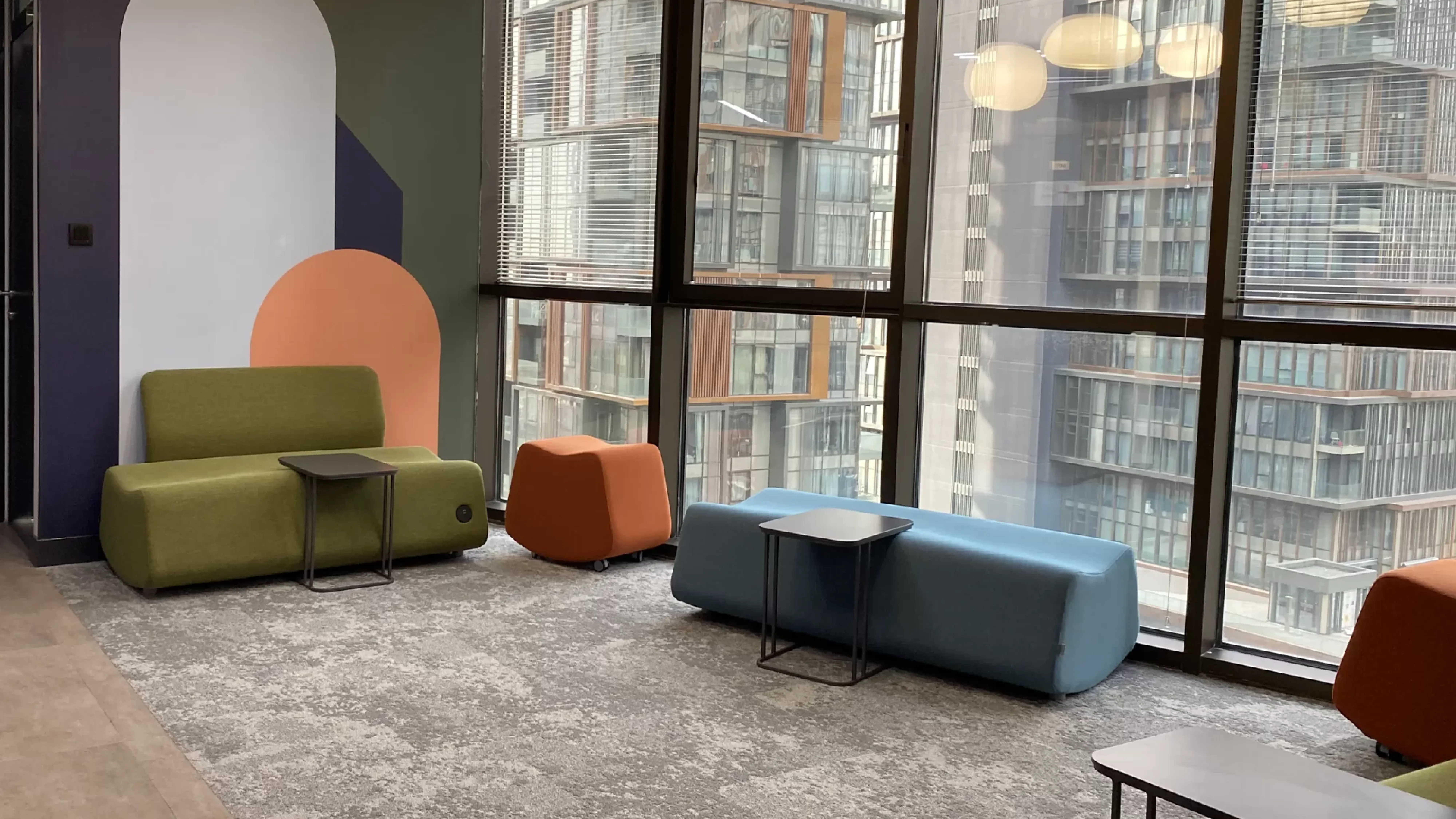 Hazır ofis ile düşük maliyetli, esnek ve kurumsal bir başlangıç yapın.